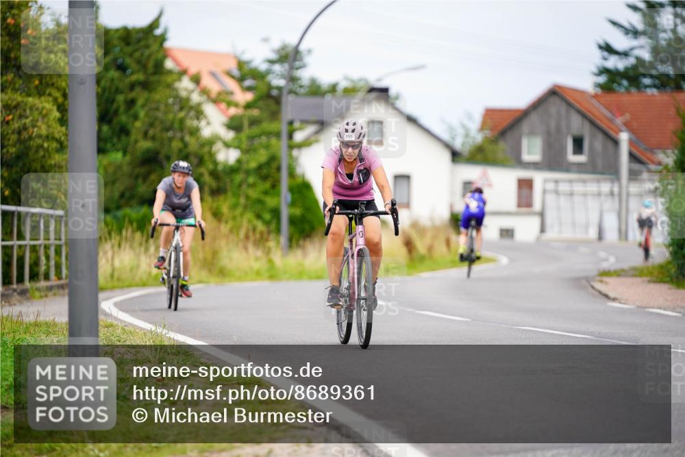 31.08.2025 - Elbe Triathlon Hamburg Michael Burmester http://msf.ph/oto/8689361 31.08.2025 16:18:21 Radfahren  meine-sportfotos.de