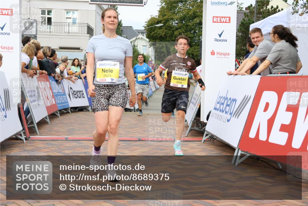 31.08.2025 - 21. Blankeneser Heldenlauf Strokosch-Dieckow http://msf.ph/oto/8689375 31.08.2025 10:28:20 Ziel 2140, 2133, 2625, 2431, 2088, 2052, 2531 meine-sportfotos.de