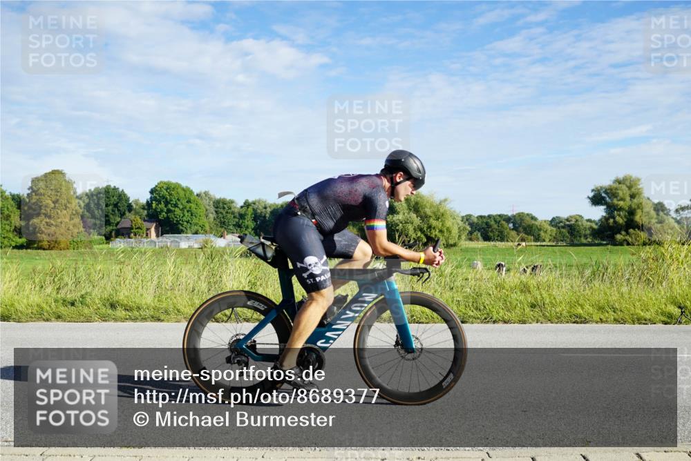 31.08.2025 - Elbe Triathlon Hamburg Michael Burmester http://msf.ph/oto/8689377 31.08.2025 09:22:23 Radfahren 169, 254, 344, 425, 500, 656 meine-sportfotos.de