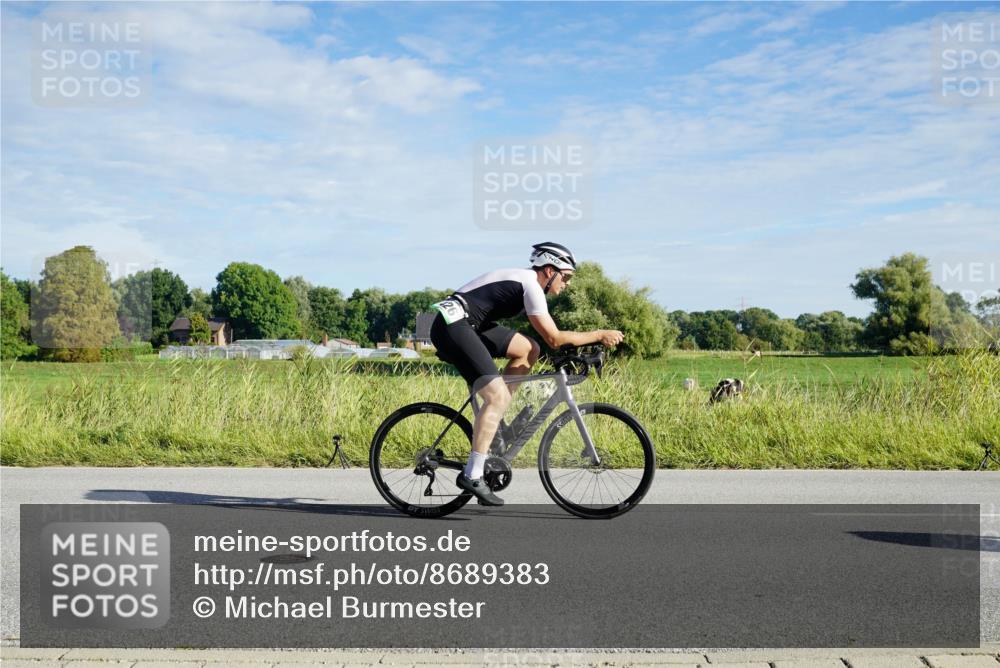 31.08.2025 - Elbe Triathlon Hamburg Michael Burmester http://msf.ph/oto/8689383 31.08.2025 09:22:31 Radfahren 181, 193, 195, 397, 405, 426, 479, 557, 614 meine-sportfotos.de