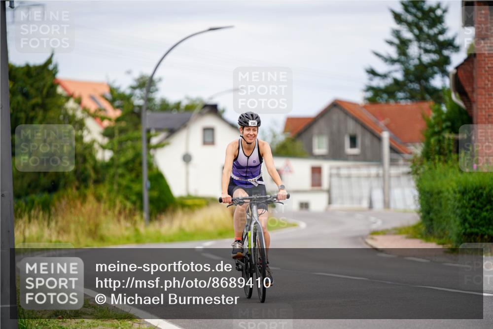 31.08.2025 - Elbe Triathlon Hamburg Michael Burmester http://msf.ph/oto/8689410 31.08.2025 16:19:41 Radfahren  meine-sportfotos.de