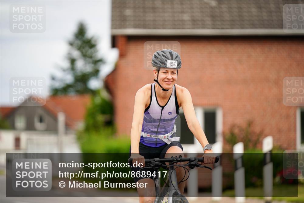 31.08.2025 - Elbe Triathlon Hamburg Michael Burmester http://msf.ph/oto/8689417 31.08.2025 16:19:43 Radfahren  meine-sportfotos.de
