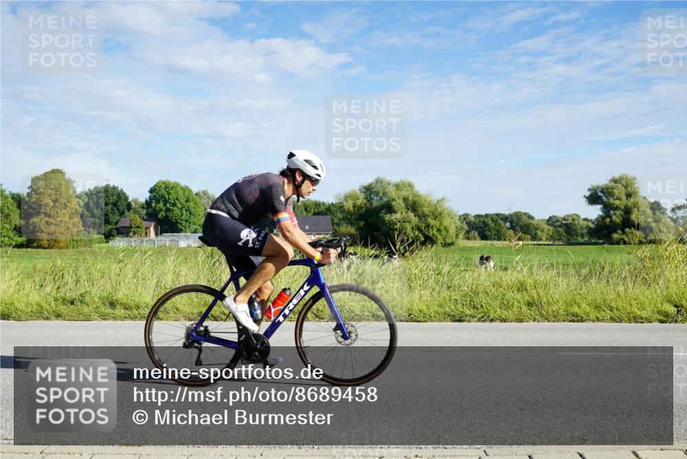 31.08.2025 - Elbe Triathlon Hamburg Michael Burmester http://msf.ph/oto/8689458 31.08.2025 09:23:50 Radfahren 167, 212, 331, 353, 432, 443, 512, 574, 616, 746 meine-sportfotos.de