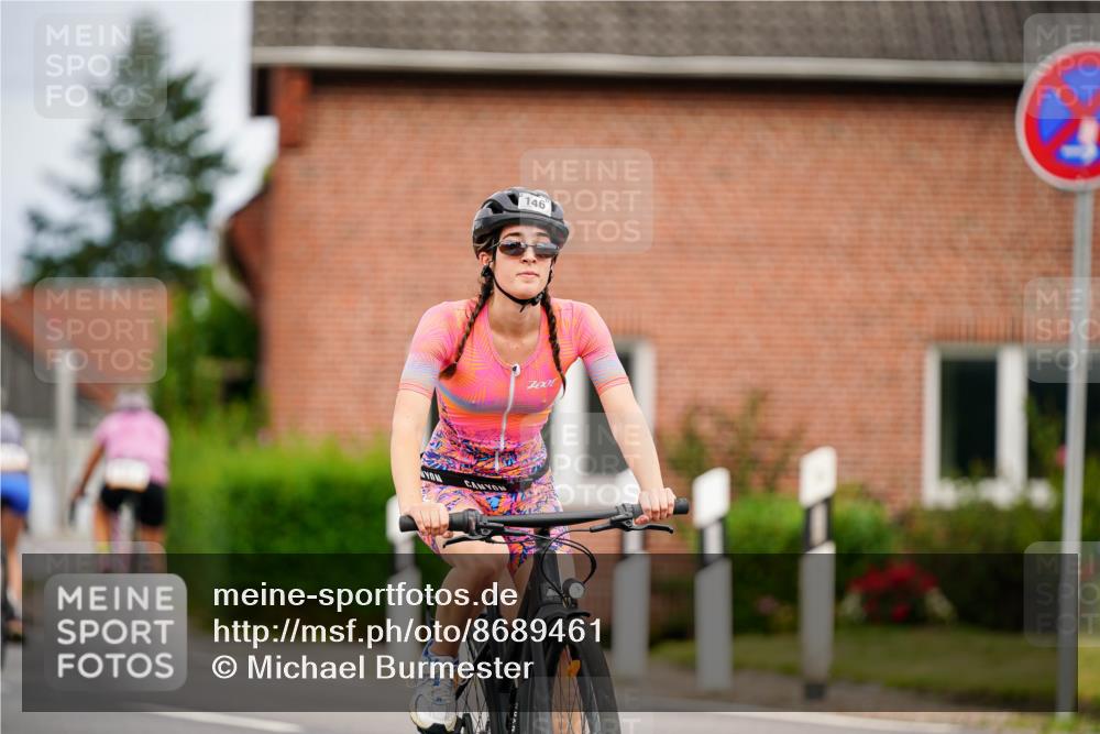 31.08.2025 - Elbe Triathlon Hamburg Michael Burmester http://msf.ph/oto/8689461 31.08.2025 16:20:41 Radfahren  meine-sportfotos.de