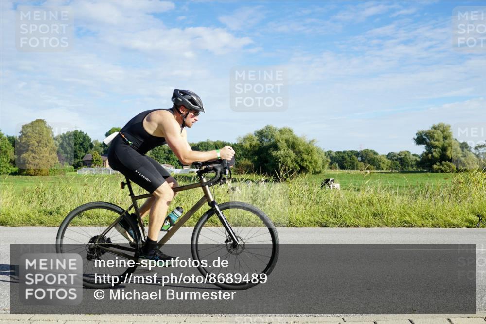 31.08.2025 - Elbe Triathlon Hamburg Michael Burmester http://msf.ph/oto/8689489 31.08.2025 09:24:12 Radfahren 335, 473, 487, 511, 536, 728 meine-sportfotos.de