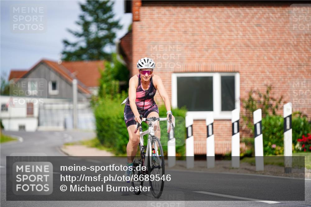 31.08.2025 - Elbe Triathlon Hamburg Michael Burmester http://msf.ph/oto/8689546 31.08.2025 16:25:18 Radfahren  meine-sportfotos.de
