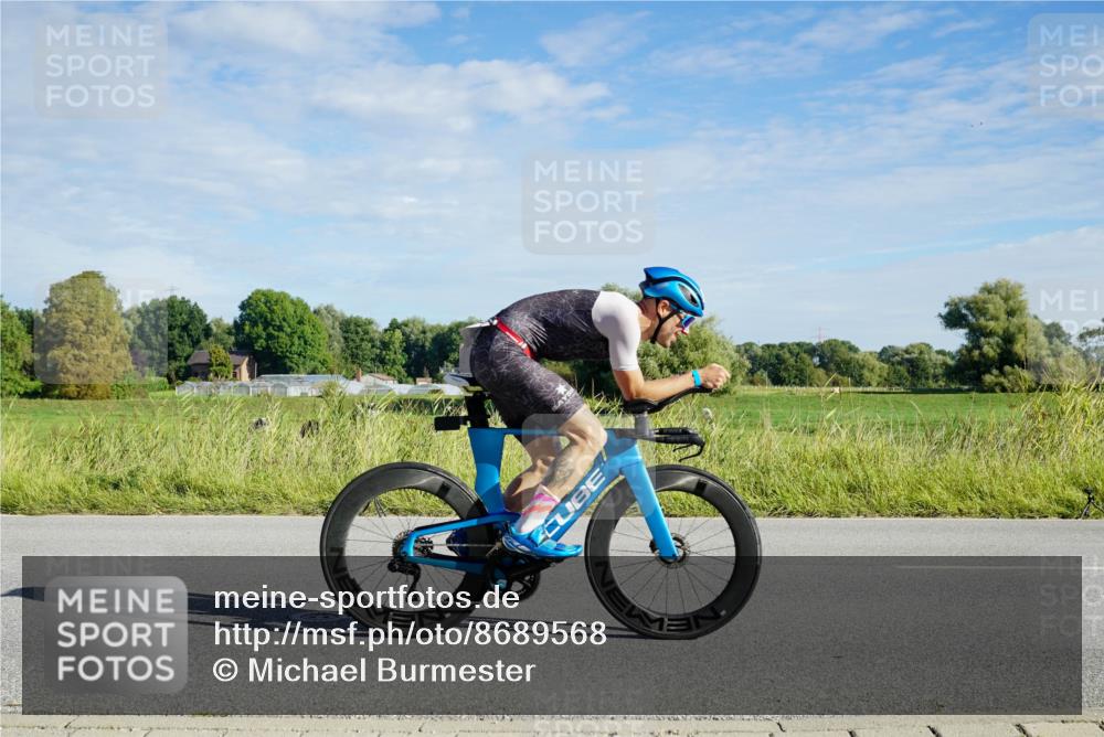 31.08.2025 - Elbe Triathlon Hamburg Michael Burmester http://msf.ph/oto/8689568 31.08.2025 09:25:31 Radfahren 174, 302, 308, 345, 346, 642, 652 meine-sportfotos.de