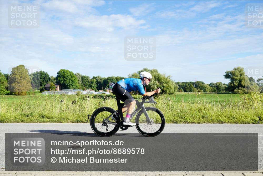 31.08.2025 - Elbe Triathlon Hamburg Michael Burmester http://msf.ph/oto/8689578 31.08.2025 09:25:35 Radfahren 174, 179, 302, 308, 345, 346, 347, 642, 652, 724 meine-sportfotos.de