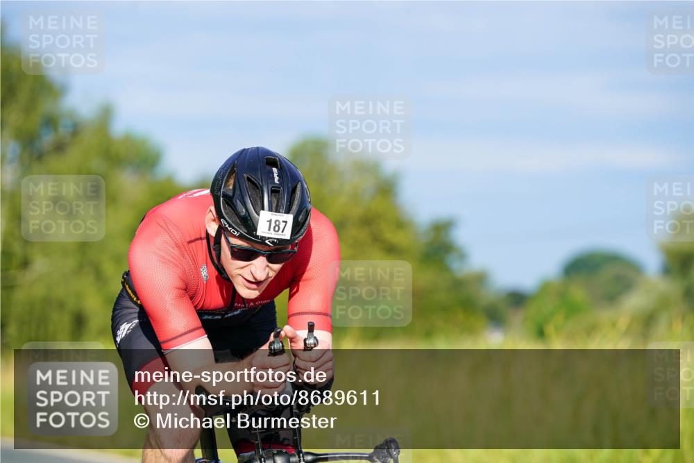 31.08.2025 - Elbe Triathlon Hamburg Michael Burmester http://msf.ph/oto/8689611 31.08.2025 08:40:13 Radfahren 187 meine-sportfotos.de
