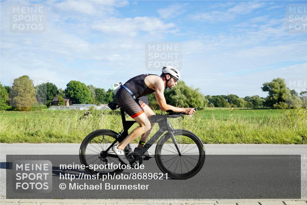 31.08.2025 - Elbe Triathlon Hamburg Michael Burmester http://msf.ph/oto/8689621 31.08.2025 09:26:16 Radfahren 246, 376, 451, 514 meine-sportfotos.de