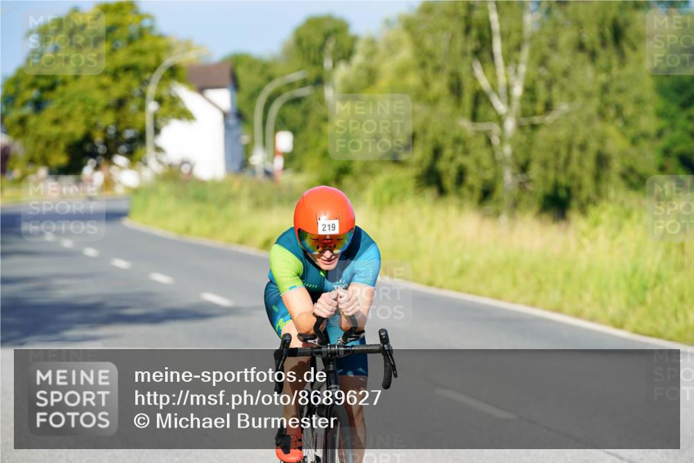 31.08.2025 - Elbe Triathlon Hamburg Michael Burmester http://msf.ph/oto/8689627 31.08.2025 08:40:49 Radfahren 189, 219, 230 meine-sportfotos.de
