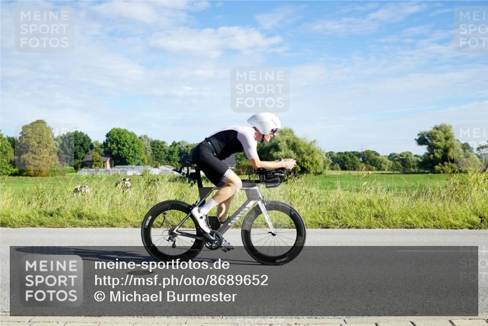 31.08.2025 - Elbe Triathlon Hamburg Michael Burmester http://msf.ph/oto/8689652 31.08.2025 09:26:37 Radfahren 248, 312, 318, 444, 445, 461, 558, 596, 615, 622, 650, 716, 725 meine-sportfotos.de