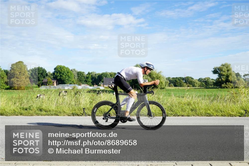 31.08.2025 - Elbe Triathlon Hamburg Michael Burmester http://msf.ph/oto/8689658 31.08.2025 09:26:41 Radfahren 183, 221, 261, 312, 596, 615, 622, 643, 716, 725 meine-sportfotos.de