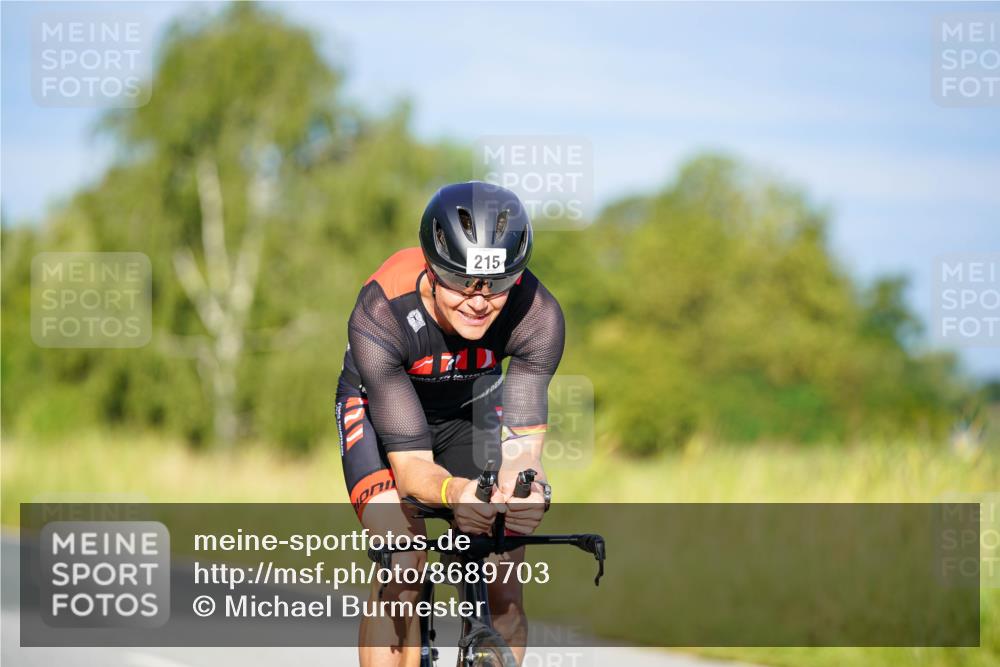 31.08.2025 - Elbe Triathlon Hamburg Michael Burmester http://msf.ph/oto/8689703 31.08.2025 08:42:13 Radfahren 215, 237 meine-sportfotos.de