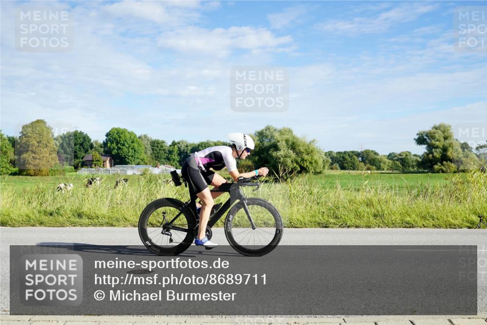31.08.2025 - Elbe Triathlon Hamburg Michael Burmester http://msf.ph/oto/8689711 31.08.2025 09:27:27 Radfahren 247, 299, 385, 563, 623 meine-sportfotos.de