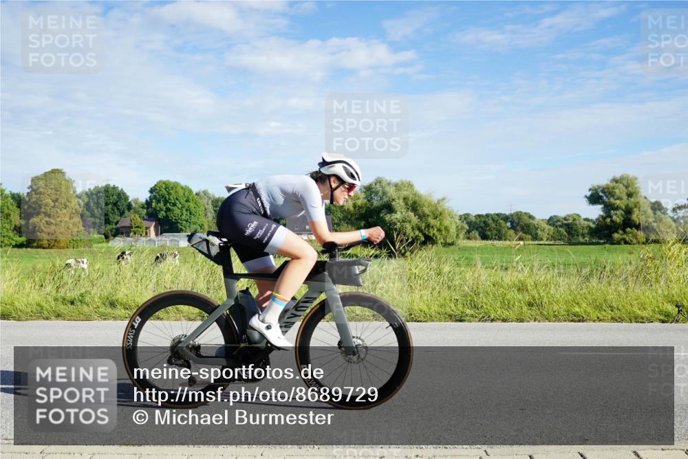 31.08.2025 - Elbe Triathlon Hamburg Michael Burmester http://msf.ph/oto/8689729 31.08.2025 09:27:41 Radfahren 268, 269, 311, 354, 496 meine-sportfotos.de