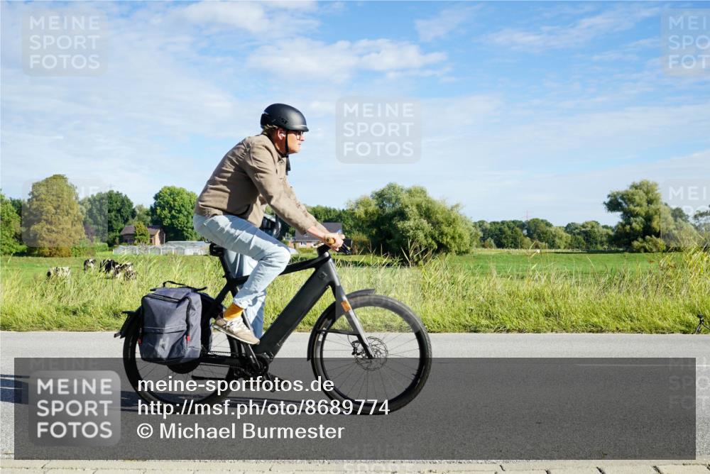 31.08.2025 - Elbe Triathlon Hamburg Michael Burmester http://msf.ph/oto/8689774 31.08.2025 09:28:37 Radfahren 282, 337, 363, 414, 486, 588 meine-sportfotos.de