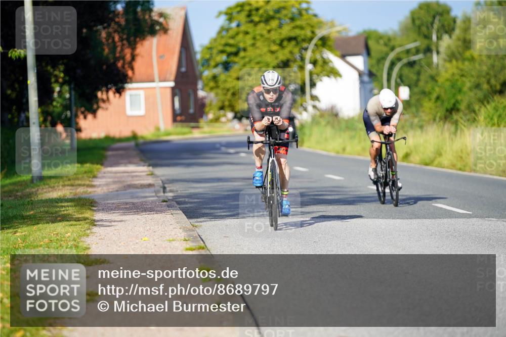 31.08.2025 - Elbe Triathlon Hamburg Michael Burmester http://msf.ph/oto/8689797 31.08.2025 08:43:56 Radfahren 198, 199, 216 meine-sportfotos.de