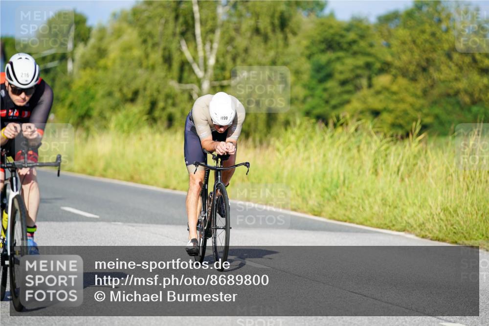 31.08.2025 - Elbe Triathlon Hamburg Michael Burmester http://msf.ph/oto/8689800 31.08.2025 08:43:57 Radfahren 199, 216 meine-sportfotos.de