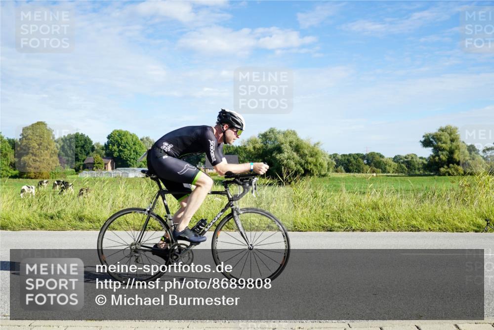 31.08.2025 - Elbe Triathlon Hamburg Michael Burmester http://msf.ph/oto/8689808 31.08.2025 09:29:11 Radfahren 165, 359, 360, 377, 660 meine-sportfotos.de