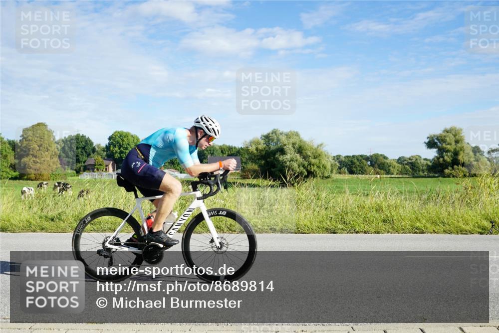 31.08.2025 - Elbe Triathlon Hamburg Michael Burmester http://msf.ph/oto/8689814 31.08.2025 09:29:13 Radfahren 165, 359, 377, 660 meine-sportfotos.de