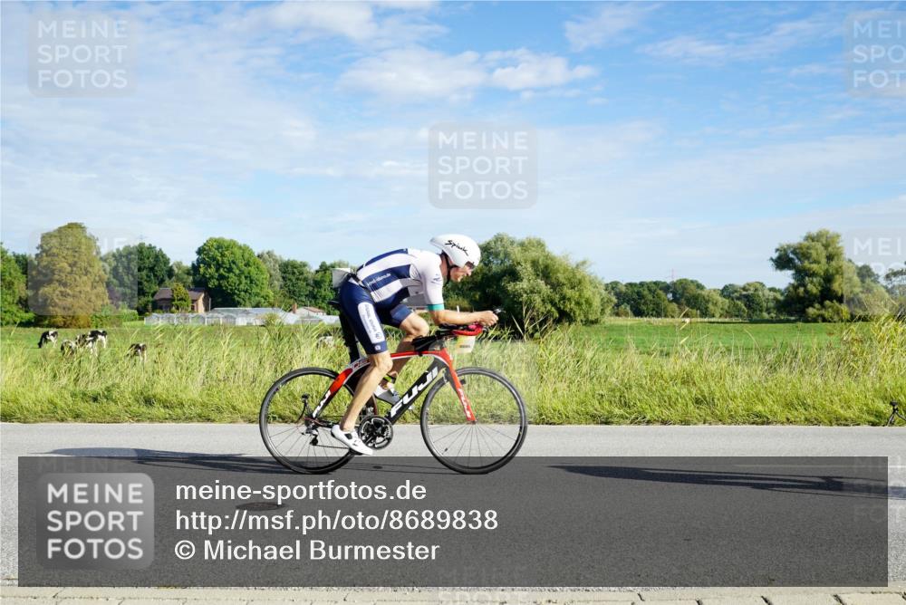 31.08.2025 - Elbe Triathlon Hamburg Michael Burmester http://msf.ph/oto/8689838 31.08.2025 09:29:55 Radfahren 380, 409, 599, 719 meine-sportfotos.de