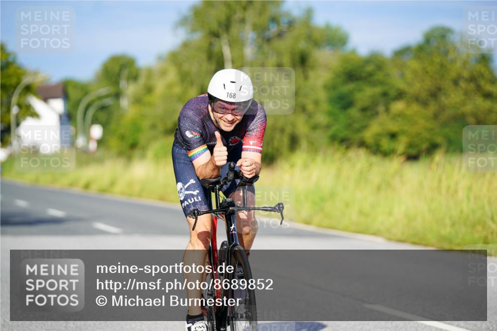 31.08.2025 - Elbe Triathlon Hamburg Michael Burmester http://msf.ph/oto/8689852 31.08.2025 08:45:22 Radfahren 168, 212 meine-sportfotos.de