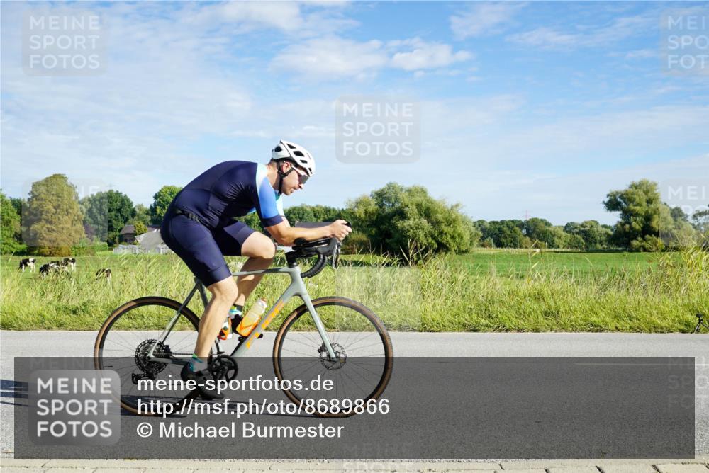 31.08.2025 - Elbe Triathlon Hamburg Michael Burmester http://msf.ph/oto/8689866 31.08.2025 09:30:18 Radfahren 170, 213, 343, 400, 431, 465, 534 meine-sportfotos.de