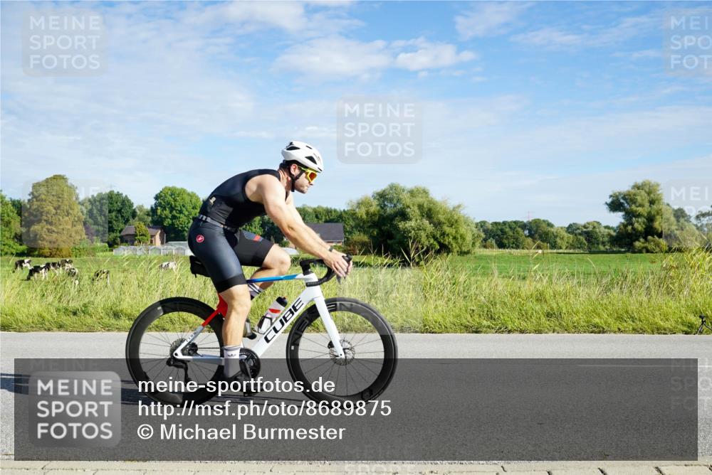31.08.2025 - Elbe Triathlon Hamburg Michael Burmester http://msf.ph/oto/8689875 31.08.2025 09:30:27 Radfahren 170, 280, 469, 533 meine-sportfotos.de