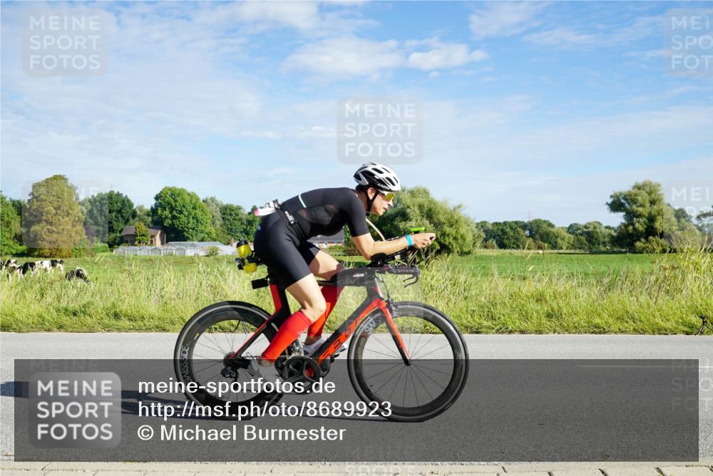 31.08.2025 - Elbe Triathlon Hamburg Michael Burmester http://msf.ph/oto/8689923 31.08.2025 09:31:03 Radfahren 245, 322, 352, 394, 489, 505, 737 meine-sportfotos.de