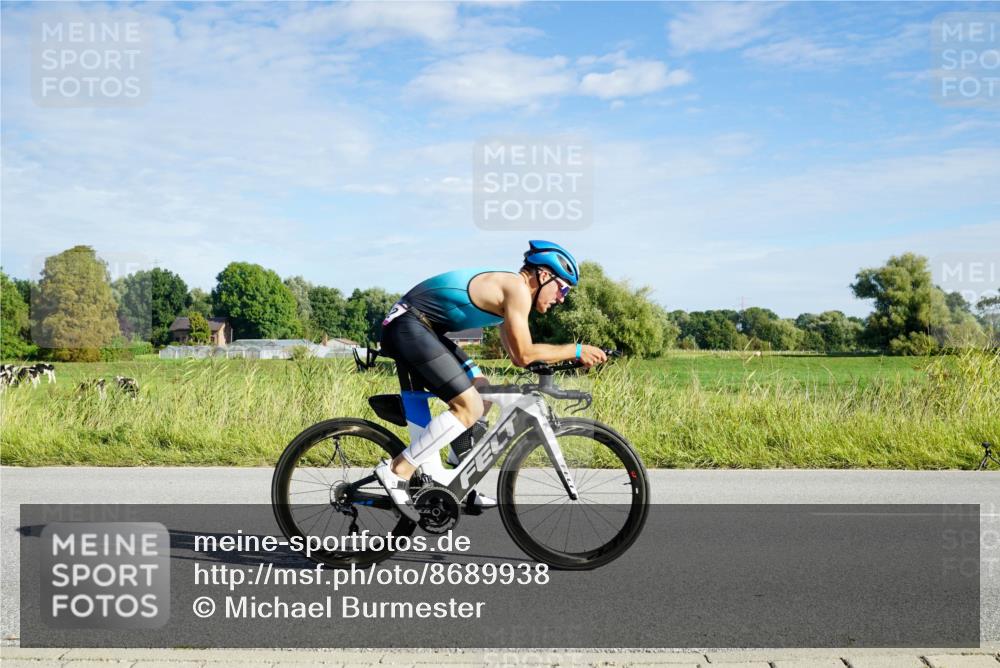 31.08.2025 - Elbe Triathlon Hamburg Michael Burmester http://msf.ph/oto/8689938 31.08.2025 09:31:24 Radfahren 382, 450, 569 meine-sportfotos.de