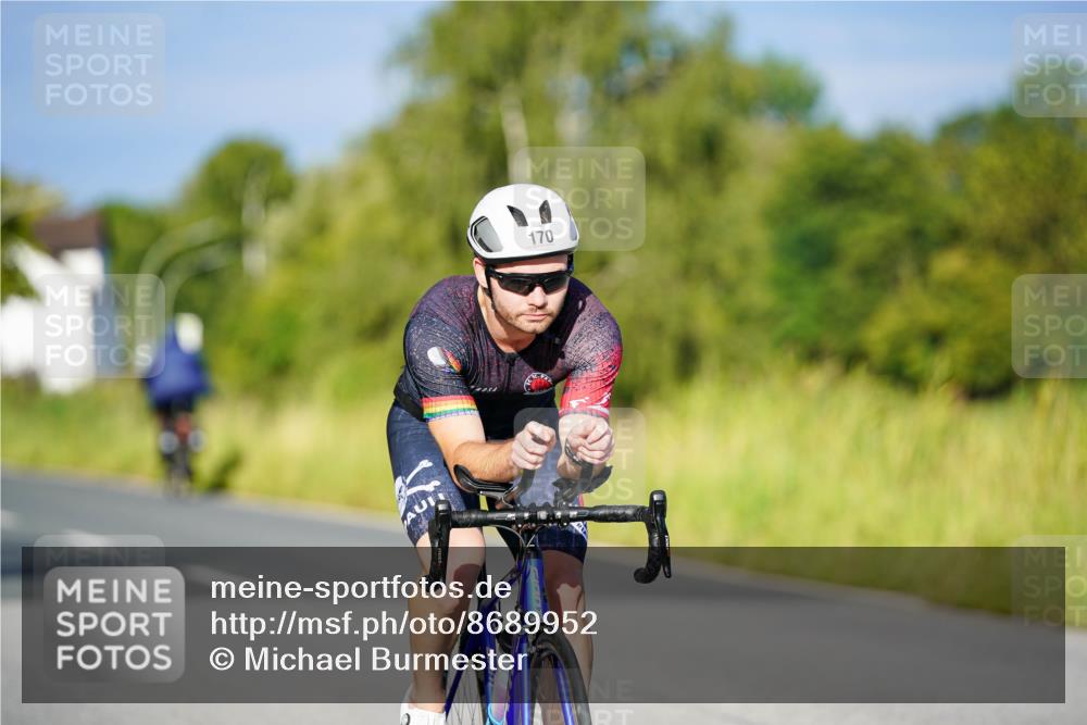 31.08.2025 - Elbe Triathlon Hamburg Michael Burmester http://msf.ph/oto/8689952 31.08.2025 08:48:14 Radfahren 170, 213, 224 meine-sportfotos.de