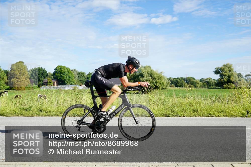 31.08.2025 - Elbe Triathlon Hamburg Michael Burmester http://msf.ph/oto/8689968 31.08.2025 09:32:08 Radfahren 285, 420, 463, 528, 633, 700, 707, 708 meine-sportfotos.de