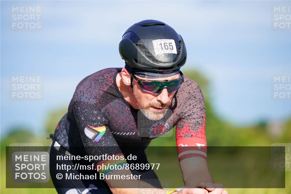 31.08.2025 - Elbe Triathlon Hamburg Michael Burmester http://msf.ph/oto/8689977 31.08.2025 08:49:00 Radfahren 165, 245 meine-sportfotos.de
