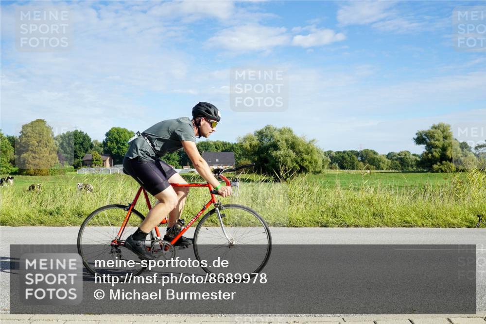 31.08.2025 - Elbe Triathlon Hamburg Michael Burmester http://msf.ph/oto/8689978 31.08.2025 09:32:13 Radfahren 284, 285, 374, 420, 463, 528, 646, 700, 707, 717 meine-sportfotos.de