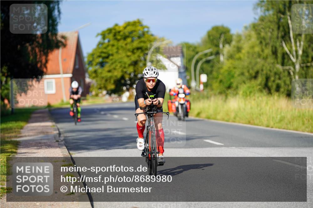 31.08.2025 - Elbe Triathlon Hamburg Michael Burmester http://msf.ph/oto/8689980 31.08.2025 08:49:04 Radfahren 245, 345, 363 meine-sportfotos.de