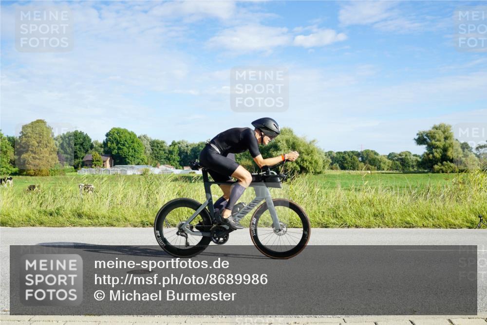 31.08.2025 - Elbe Triathlon Hamburg Michael Burmester http://msf.ph/oto/8689986 31.08.2025 09:32:17 Radfahren 284, 374, 420, 463, 528, 635, 646, 717 meine-sportfotos.de