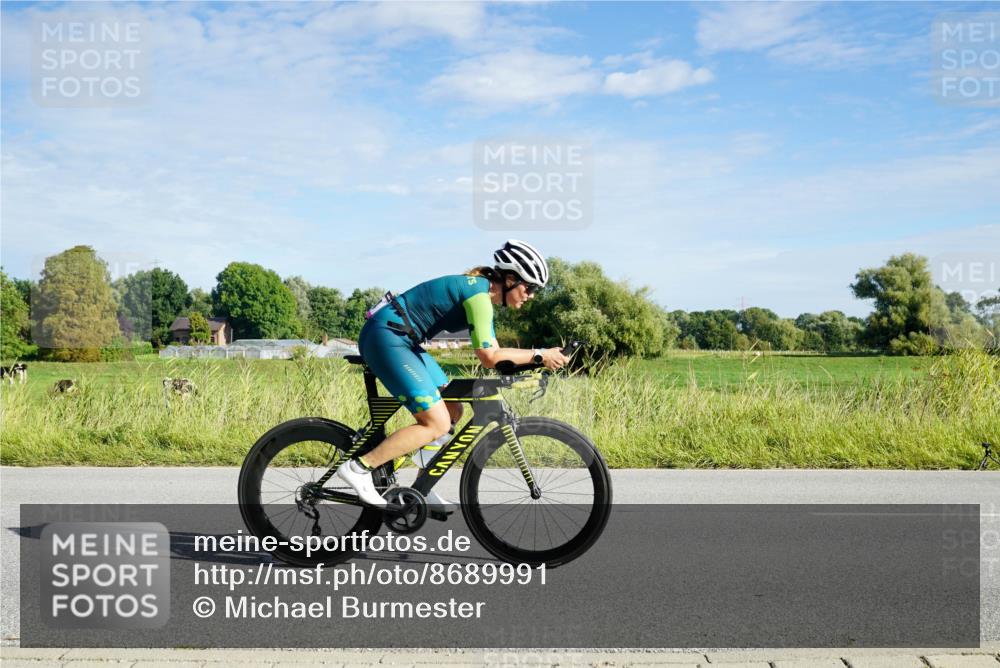 31.08.2025 - Elbe Triathlon Hamburg Michael Burmester http://msf.ph/oto/8689991 31.08.2025 09:32:19 Radfahren 284, 374, 635, 646, 717 meine-sportfotos.de