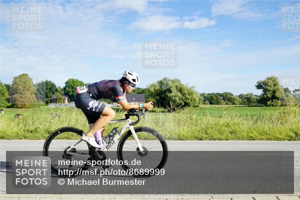 31.08.2025 - Elbe Triathlon Hamburg Michael Burmester http://msf.ph/oto/8689999 31.08.2025 09:32:34 Radfahren 253, 392, 674, 712 meine-sportfotos.de