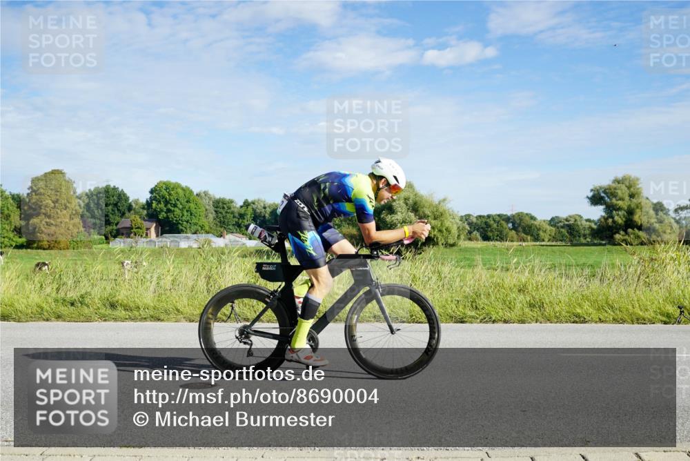 31.08.2025 - Elbe Triathlon Hamburg Michael Burmester http://msf.ph/oto/8690004 31.08.2025 09:32:39 Radfahren 577, 674, 712 meine-sportfotos.de