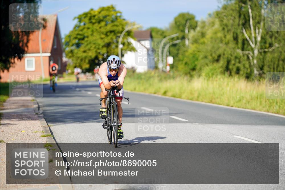 31.08.2025 - Elbe Triathlon Hamburg Michael Burmester http://msf.ph/oto/8690005 31.08.2025 08:49:24 Radfahren 210, 354 meine-sportfotos.de