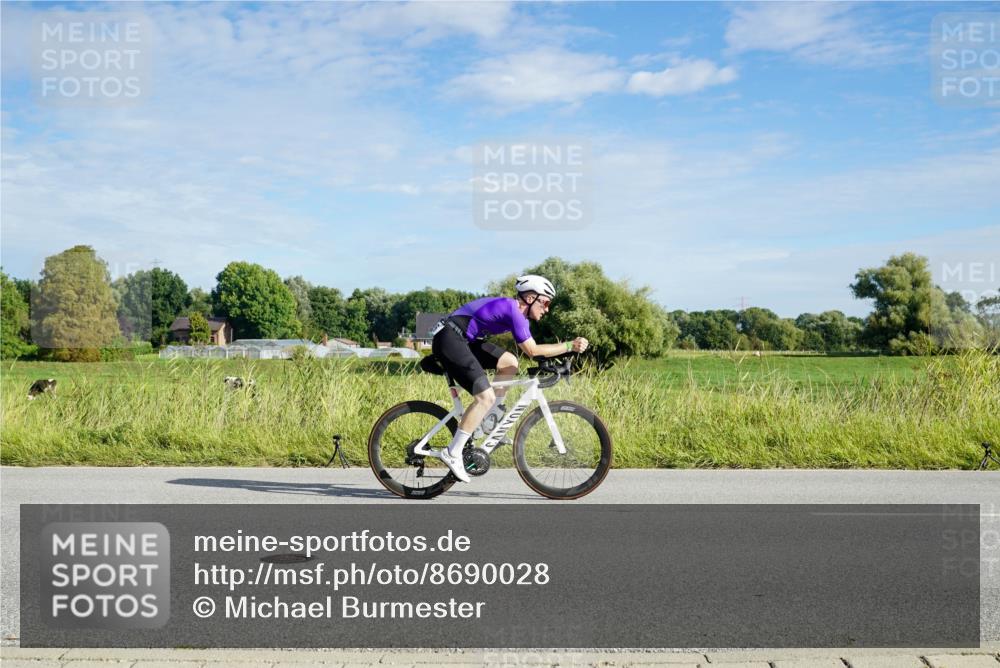 31.08.2025 - Elbe Triathlon Hamburg Michael Burmester http://msf.ph/oto/8690028 31.08.2025 09:33:16 Radfahren 214, 407, 493, 526, 531, 691, 742, 754, 759 meine-sportfotos.de