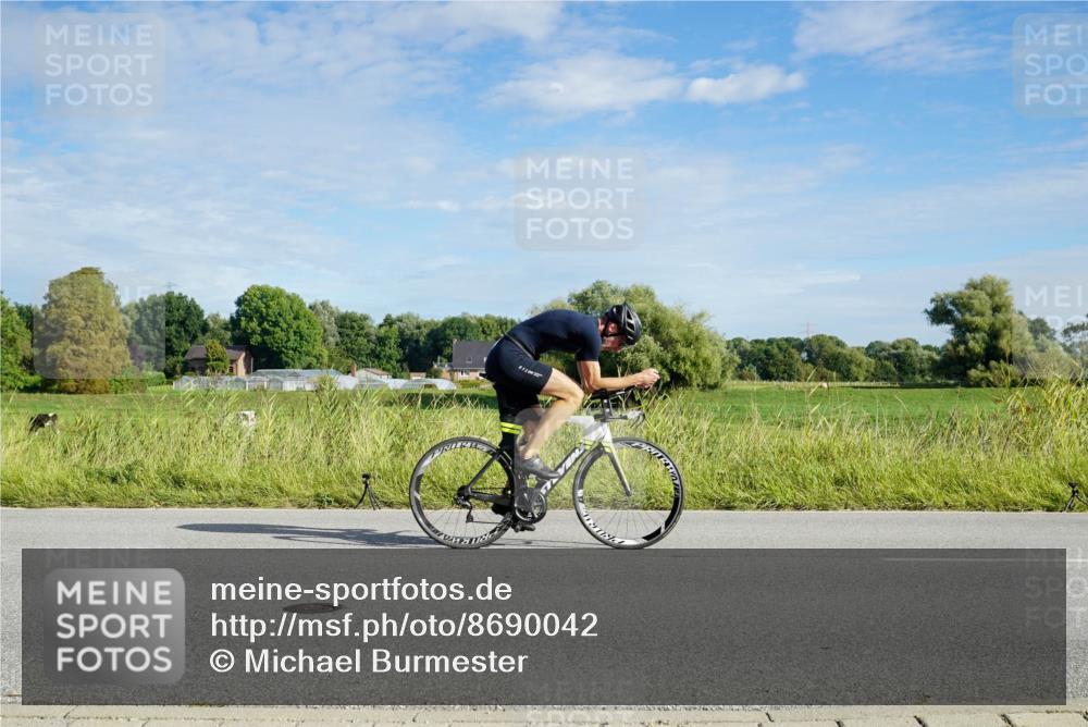 31.08.2025 - Elbe Triathlon Hamburg Michael Burmester http://msf.ph/oto/8690042 31.08.2025 09:33:25 Radfahren 287, 313, 365, 464, 510, 553, 618, 694, 729, 731, 742, 754 meine-sportfotos.de