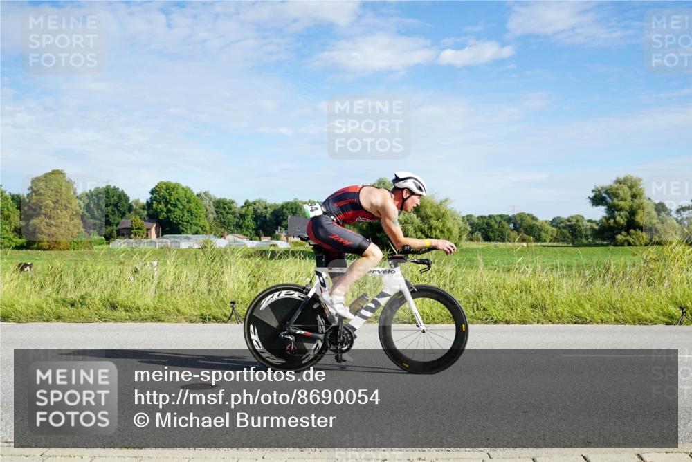 31.08.2025 - Elbe Triathlon Hamburg Michael Burmester http://msf.ph/oto/8690054 31.08.2025 09:33:30 Radfahren 283, 313, 314, 340, 365, 439, 464, 510, 547, 553, 636, 694, 726 meine-sportfotos.de