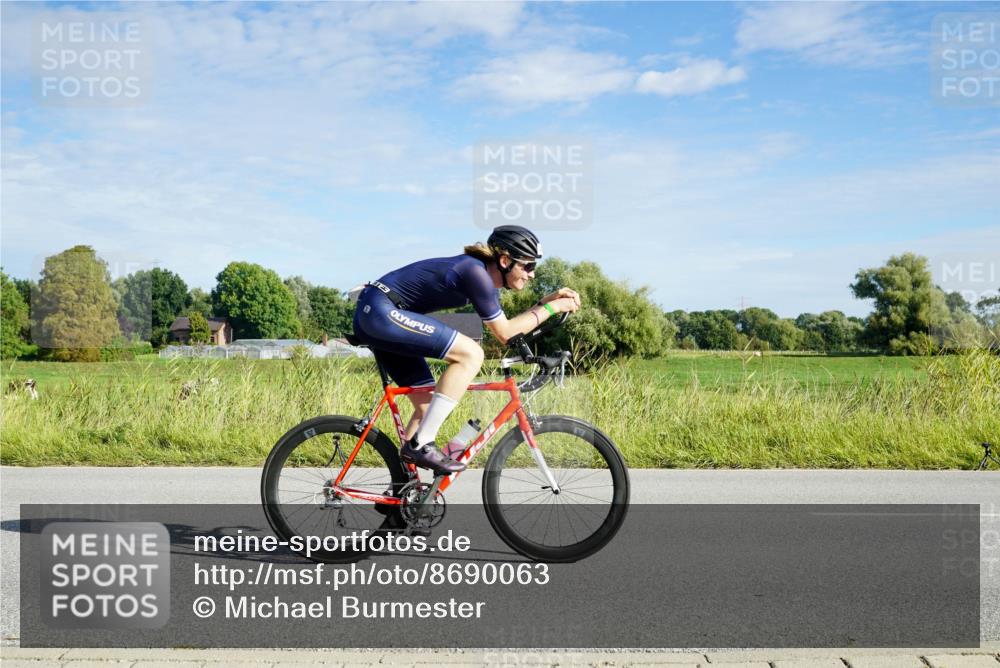 31.08.2025 - Elbe Triathlon Hamburg Michael Burmester http://msf.ph/oto/8690063 31.08.2025 09:33:37 Radfahren 173, 283, 330, 340, 439, 494, 504, 589, 636, 726 meine-sportfotos.de