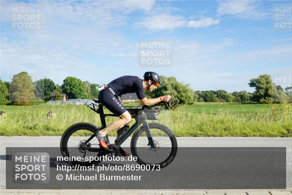 31.08.2025 - Elbe Triathlon Hamburg Michael Burmester http://msf.ph/oto/8690073 31.08.2025 09:33:50 Radfahren 458, 655 meine-sportfotos.de