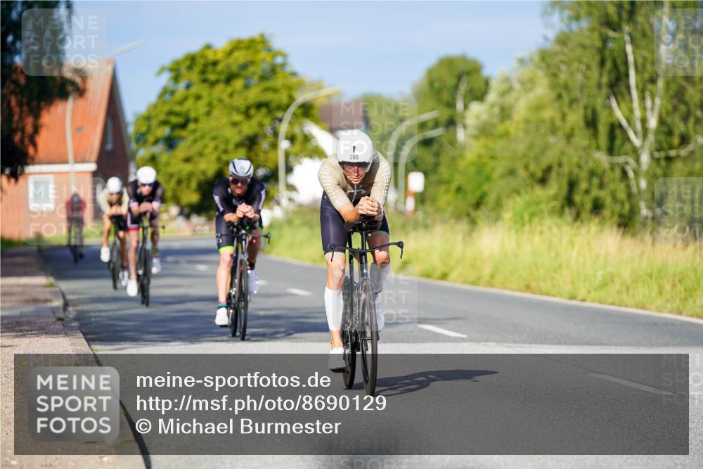 31.08.2025 - Elbe Triathlon Hamburg Michael Burmester http://msf.ph/oto/8690129 31.08.2025 08:51:43 Radfahren 200, 209, 232, 238, 332 meine-sportfotos.de