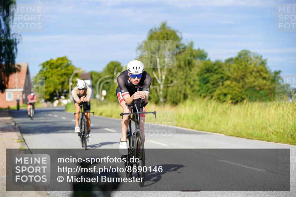 31.08.2025 - Elbe Triathlon Hamburg Michael Burmester http://msf.ph/oto/8690146 31.08.2025 08:51:46 Radfahren 200, 209, 232, 238, 332 meine-sportfotos.de