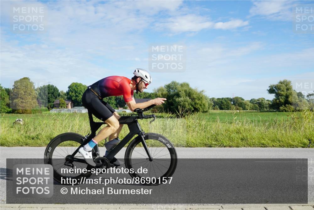 31.08.2025 - Elbe Triathlon Hamburg Michael Burmester http://msf.ph/oto/8690157 31.08.2025 09:35:26 Radfahren 272, 276, 412, 468, 492, 595, 603, 658, 764, 778 meine-sportfotos.de