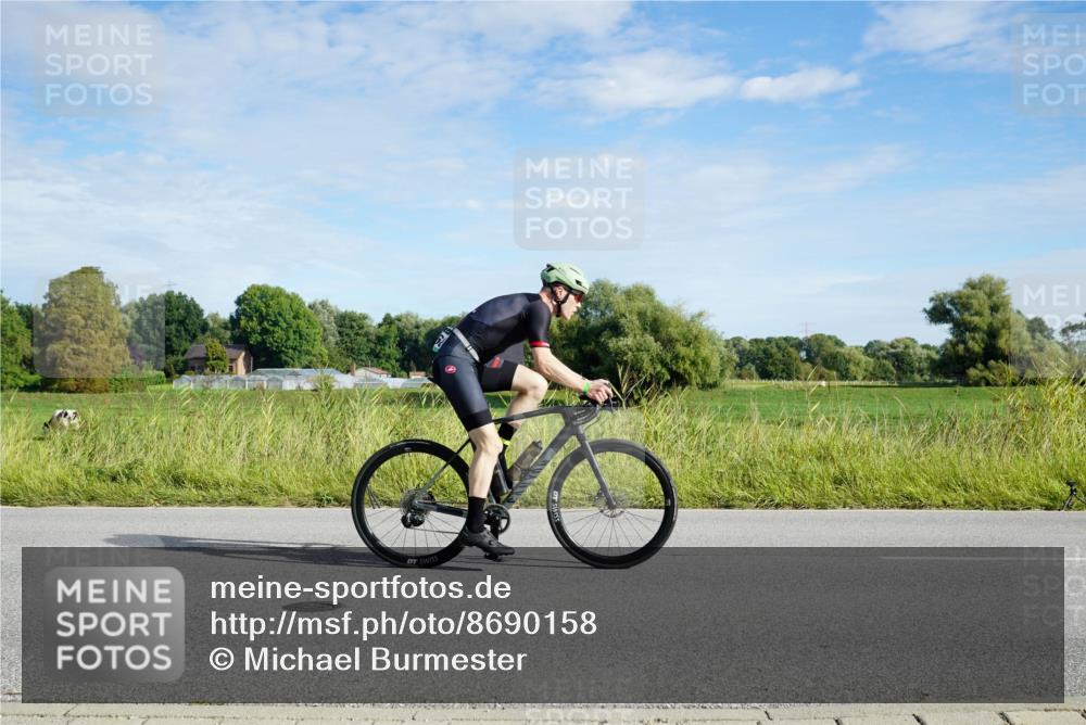 31.08.2025 - Elbe Triathlon Hamburg Michael Burmester http://msf.ph/oto/8690158 31.08.2025 09:35:27 Radfahren 272, 276, 412, 468, 492, 595, 603, 658, 764, 778 meine-sportfotos.de
